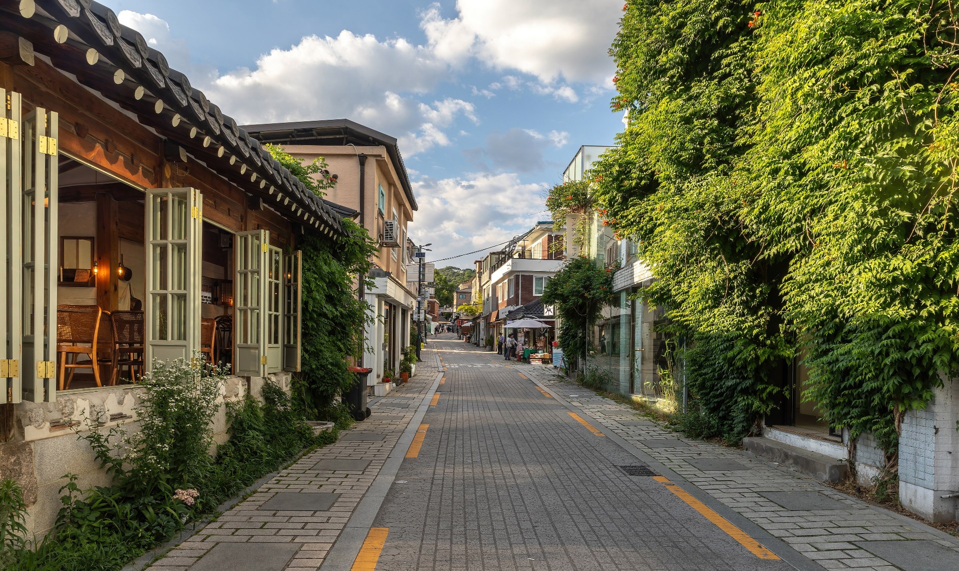 Anguk Station Food Guide 2026: Where to Eat, Dessert and Coffee by Exit