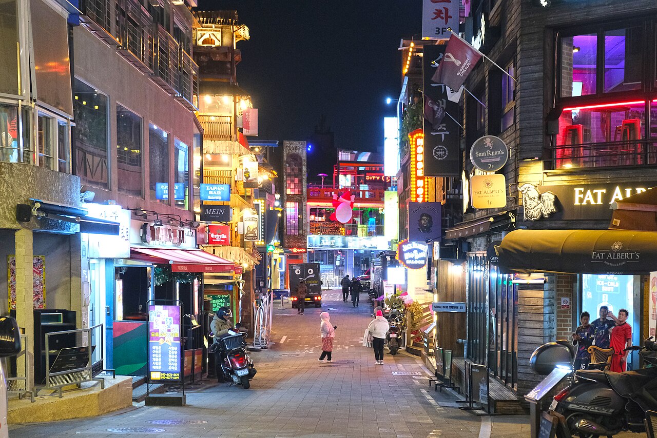 Homesick in Korea? Authentic Restaurants Run by People from Each Country