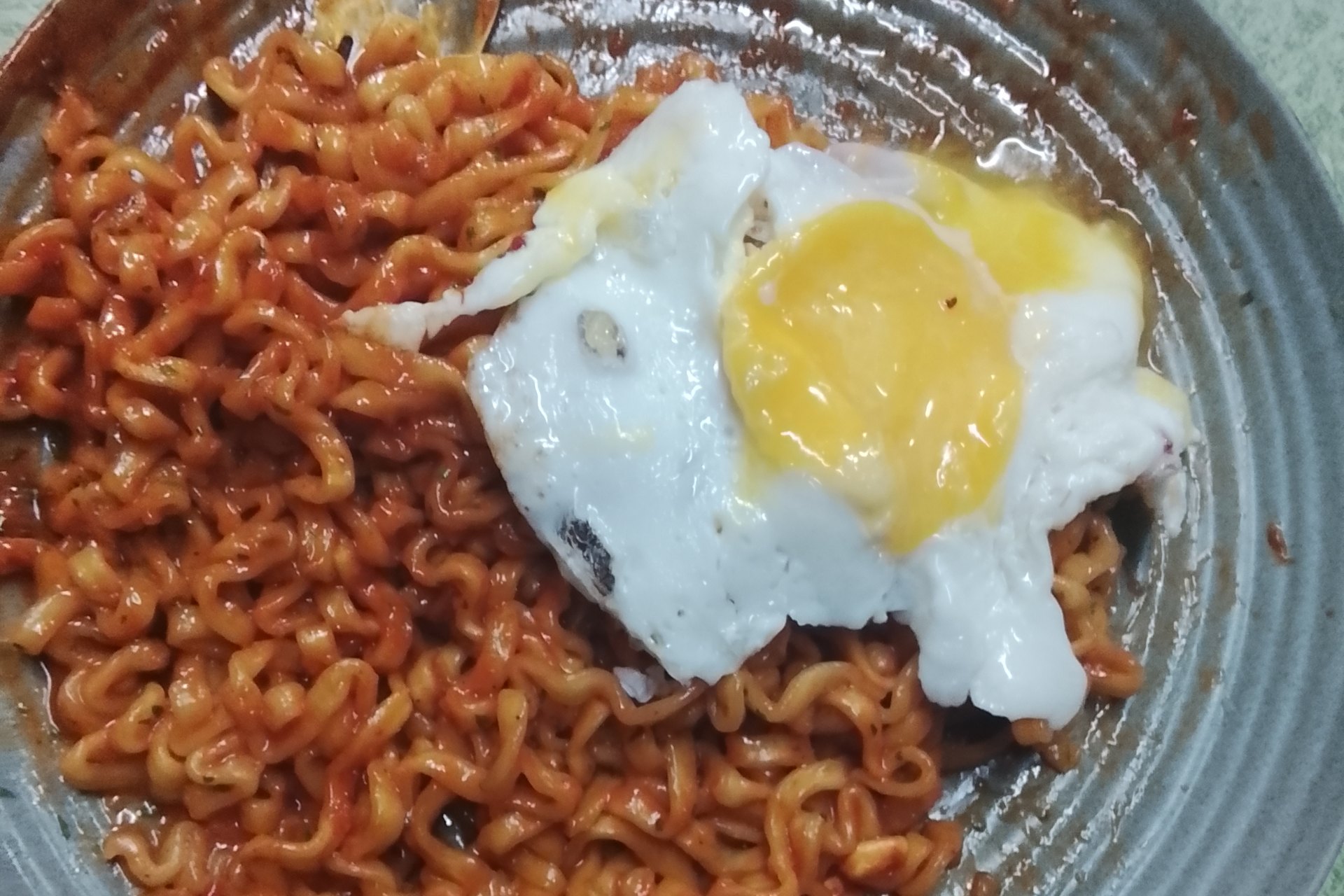 Is Carbonara Buldak Spicy? Spice Level, Scoville and How to Make It Milder (2026)