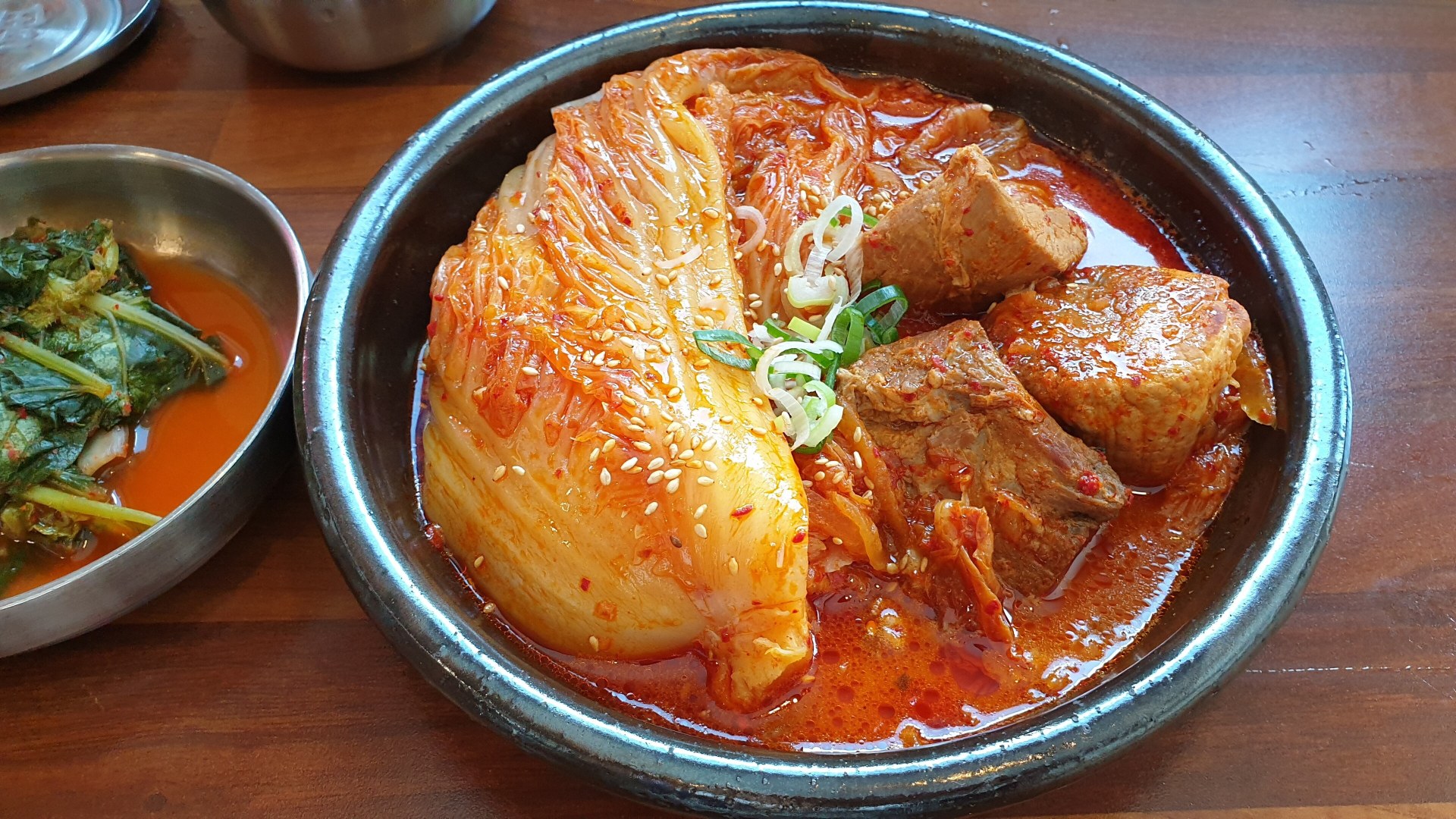 IDOL’S TABLE Recap: Jaemin’s Kimchi-jjim, Chenle’s Tomato Egg Stir-fry & the K-Foods Idols Love (2026)